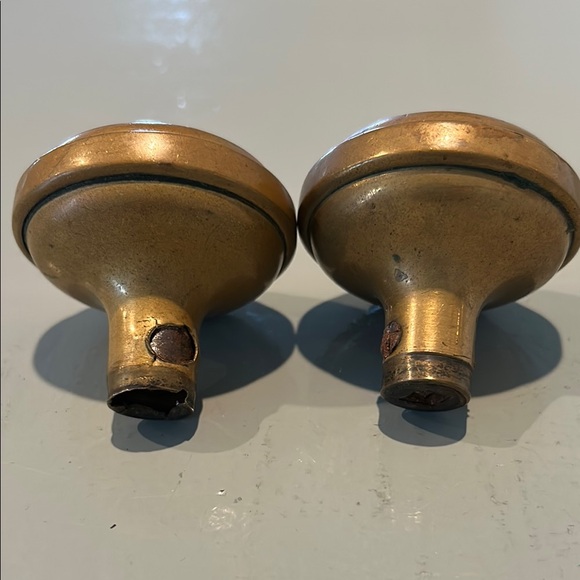 Vintage Brass Door Knobs Sun Rise Rays Design diameter 2.5 in - Picture 2 of 3